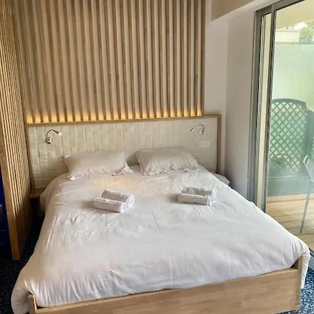 Le Josselin Baulois Апартаменты Ла-Боль-Эскублак